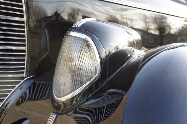 1938 Studebaker State Commander - photo 11