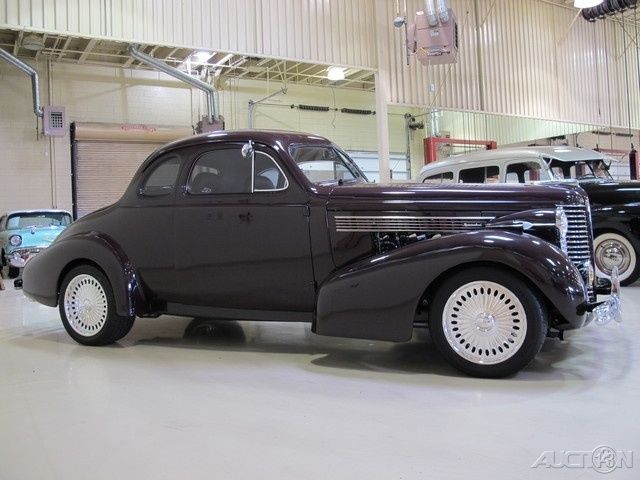 1938 Buick Custom - photo 4