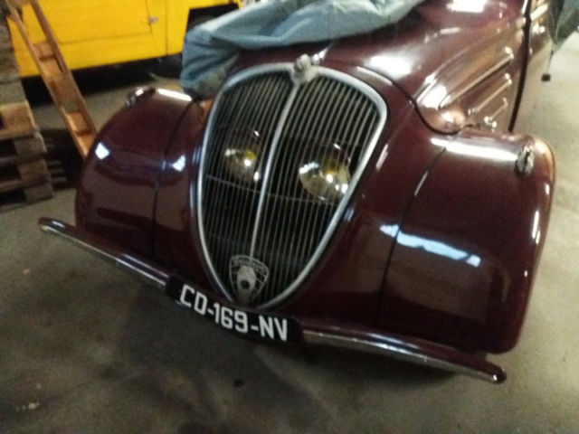 1939 Peugeot 402 - photo 11
