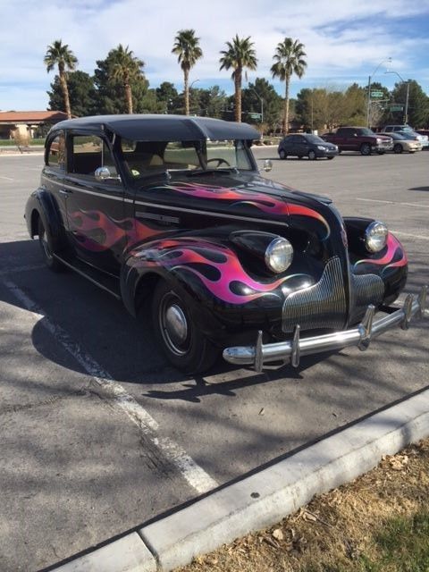 1939 Buick 2 door