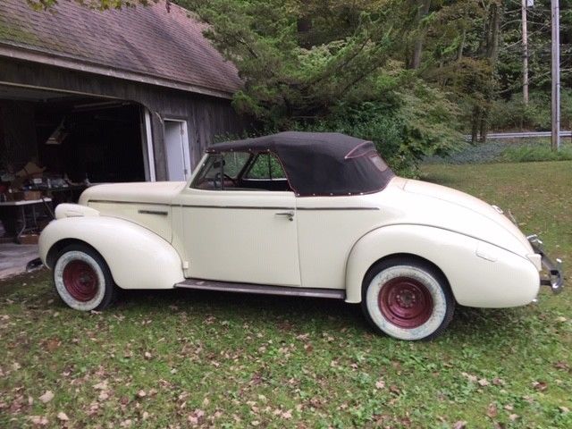 1939 Buick Special Convertible $19,900 1939 Buick Special