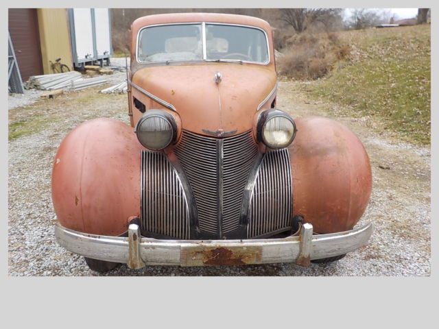 1939 Cadillac Other 4-Door Sedan 61 Series - photo 2