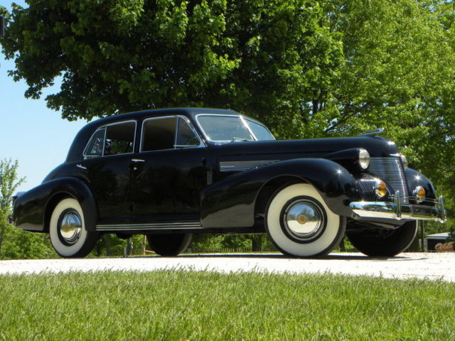 1939 Cadillac 60 Special Sedan - photo 5