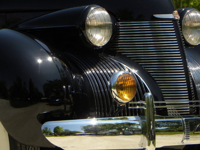 1939 Cadillac 60 Special Sedan - photo 8
