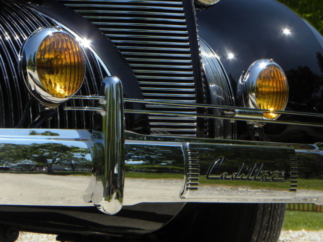 1939 Cadillac 60 Special Sedan - photo 9