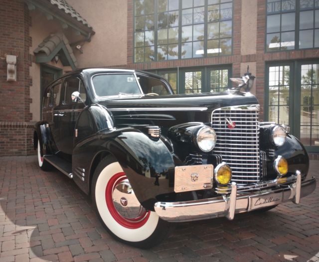 1939 Cadillac 9033 V-16 Limousine 1939 Cadillac 9033 V-16 Limousine