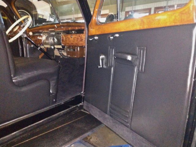 1939 Cadillac 9033 V-16 Limousine - photo 11