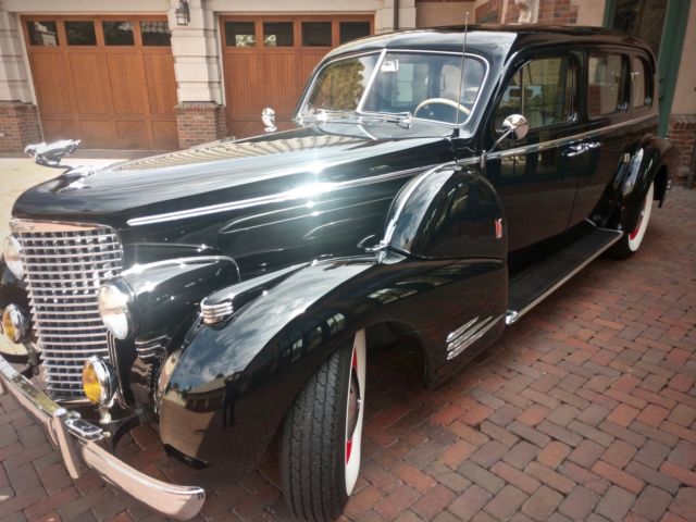 1939 Cadillac 9033 V-16 Limousine - photo 2
