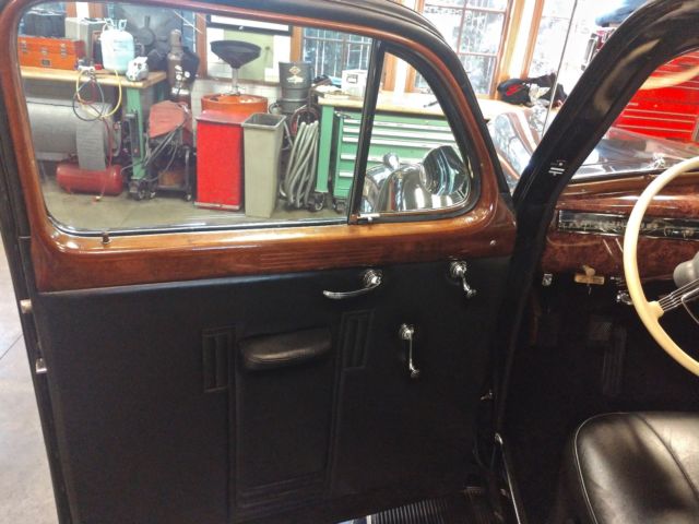 1939 Cadillac 9033 V-16 Limousine - photo 6