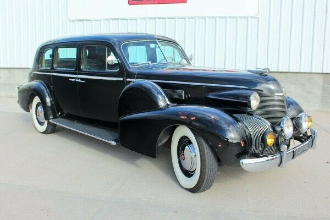 1939 Cadillac Limousine - photo 3