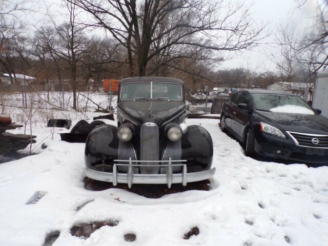 1939 Cadillac LaSalle Series Sedan 4-Door - photo 2
