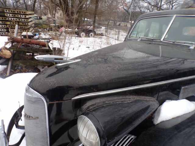 1939 Cadillac LaSalle Series Sedan 4-Door - photo 3