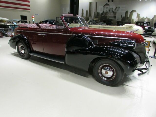 1939 Cadillac Series 61 SERIES 61 CONVERTIBLE - photo 4