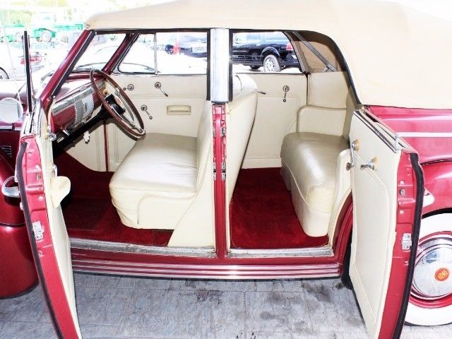 1939 Cadillac Series 61 Convertible Sedan - photo 12
