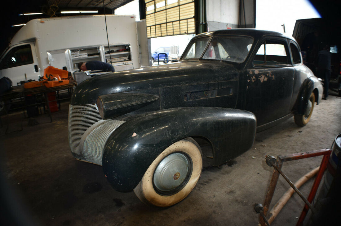 1939 Cadillac Series 61 **NO RESERVE** CLASSIC STREET ROD PROJECT - photo 4