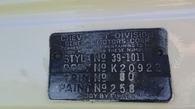 1939 Chevrolet Master Deluxe Sedan - photo 5