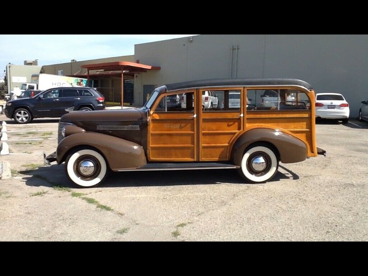 1939 Chevrolet Woody Station Wagon - photo 7