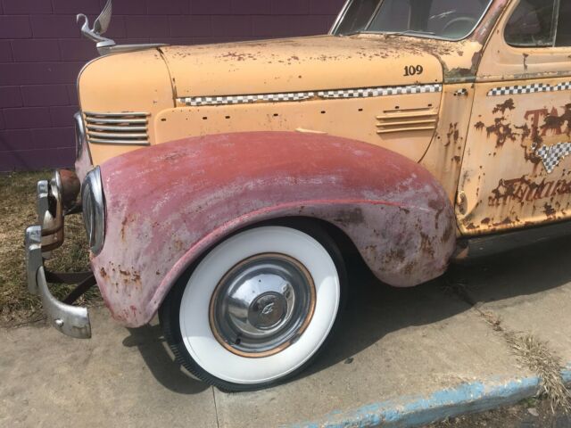 1939 Chrysler Royal - photo 2