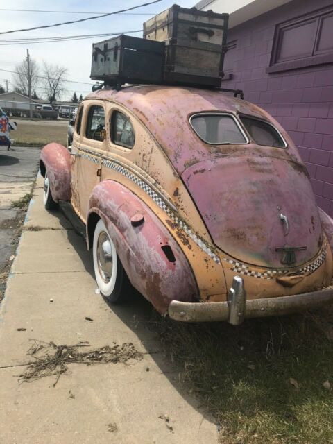 1939 Chrysler Royal - photo 3