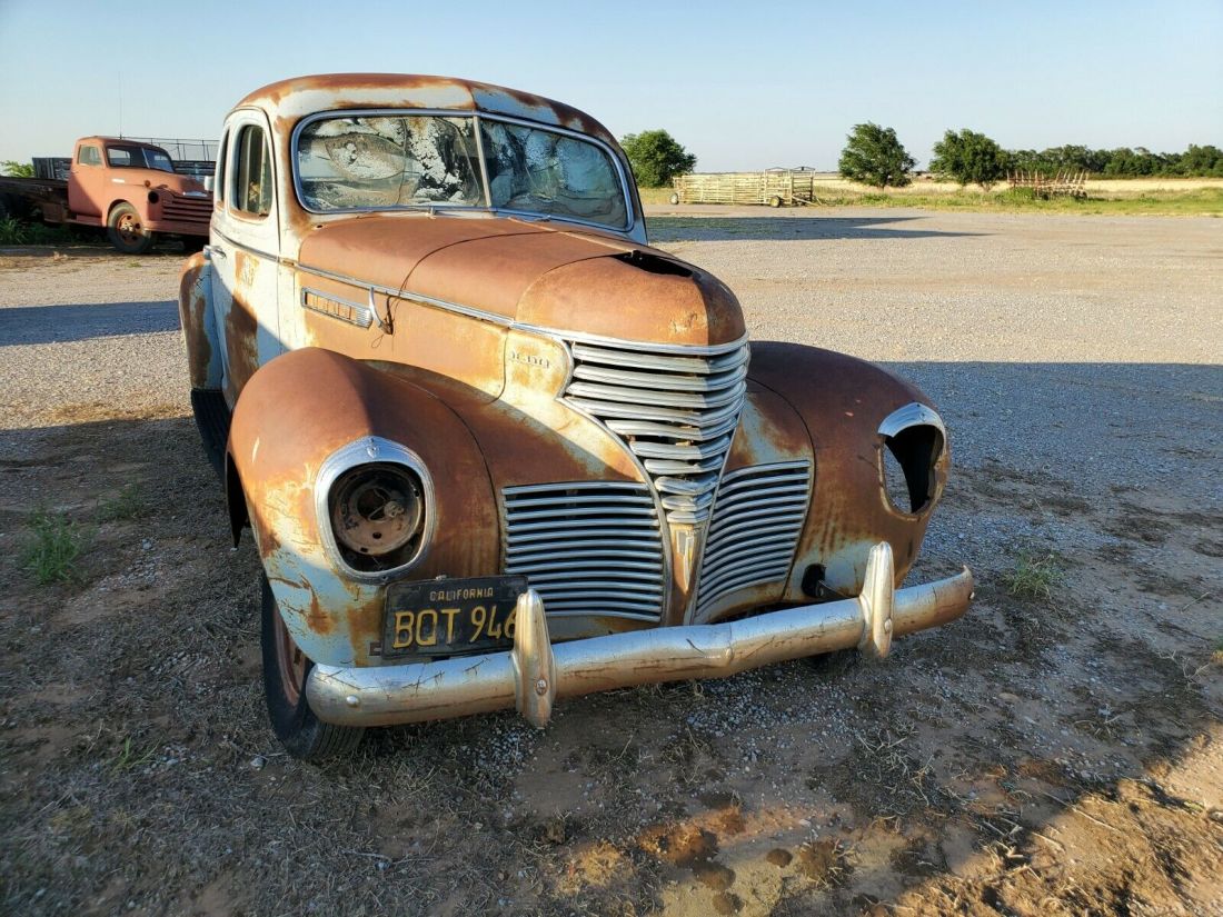 1939 DeSoto - photo 2
