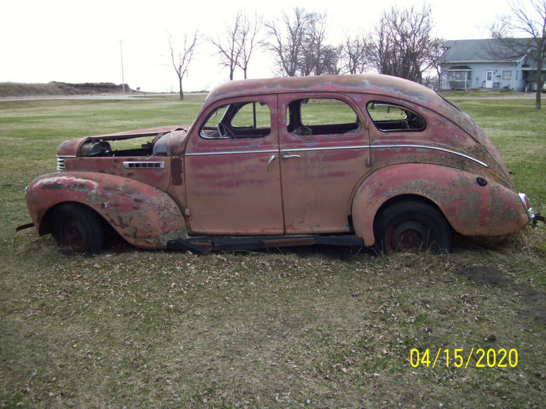 1939 DeSoto 4-DOOR SEDAN - photo 2