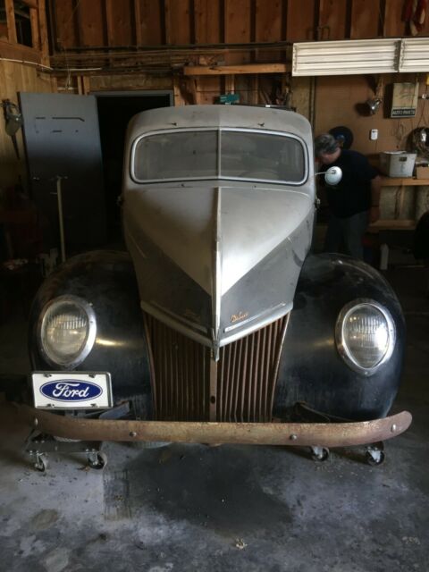 1939 Ford Sedan Deluxe - photo 6