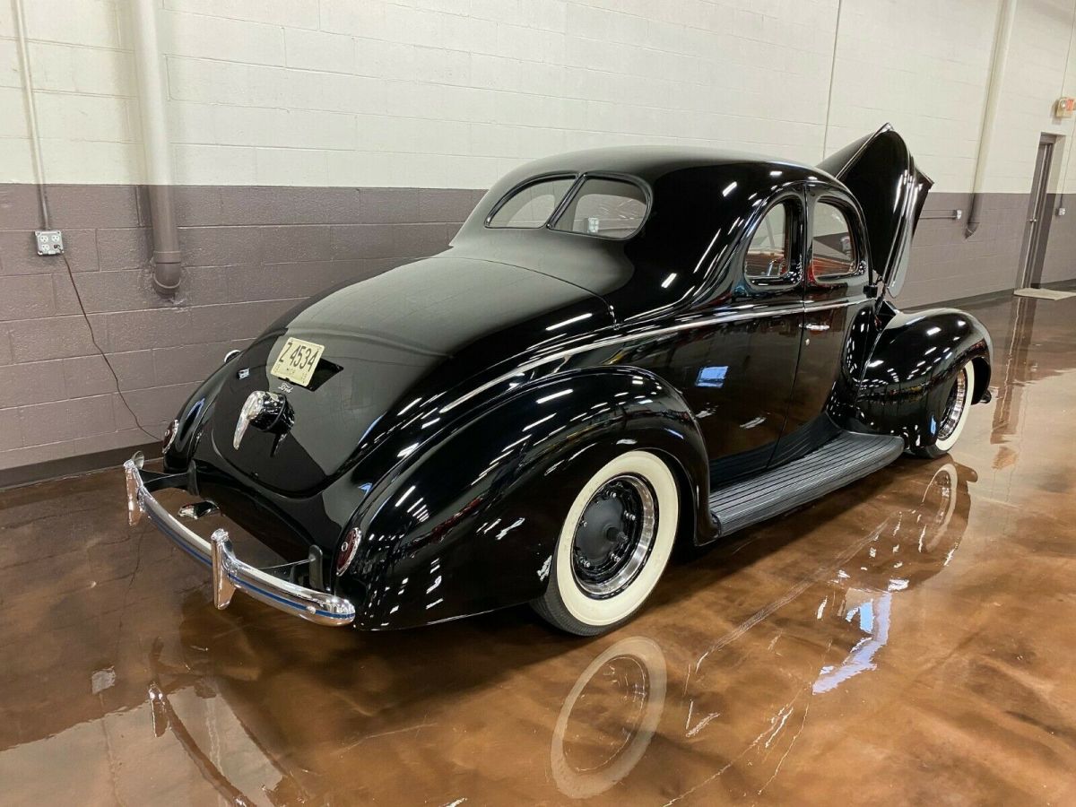 1939 Ford Deluxe - photo 3
