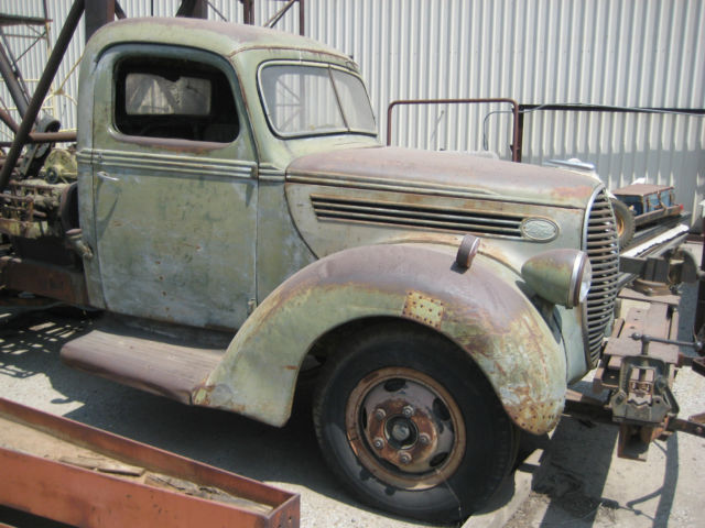 1939 Ford Other Pickups Flatbed - photo 2