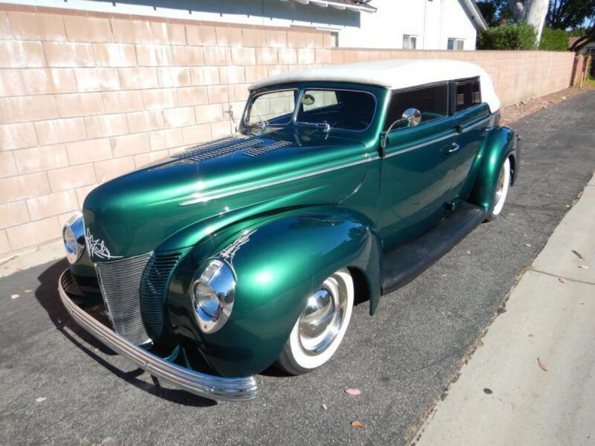 1939 Ford Cabriolet