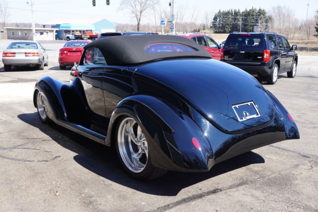 1939 Ford Cabriolet - photo 5