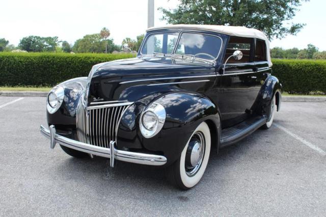 1939 Ford Cabrolet Deluxe - photo 10