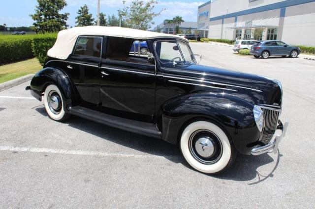 1939 Ford Cabrolet Deluxe - photo 11