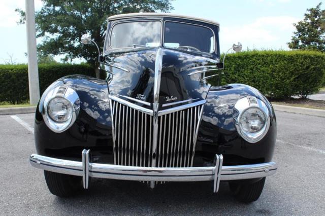 1939 Ford Cabrolet Deluxe - photo 2