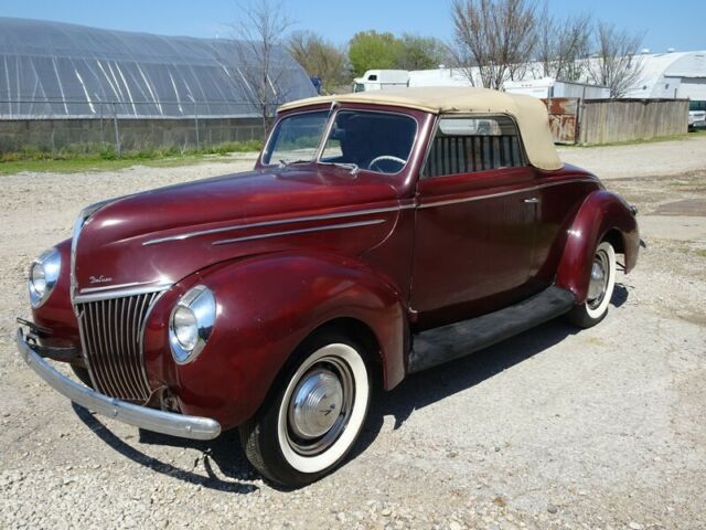 1939 FORD CONVERTIBLE ,FLATHEAD V-8, RUMBLE SEAT JUICE BRAKES. DALLAS,TX 1939 Ford CONVERTIBLE DELUXE