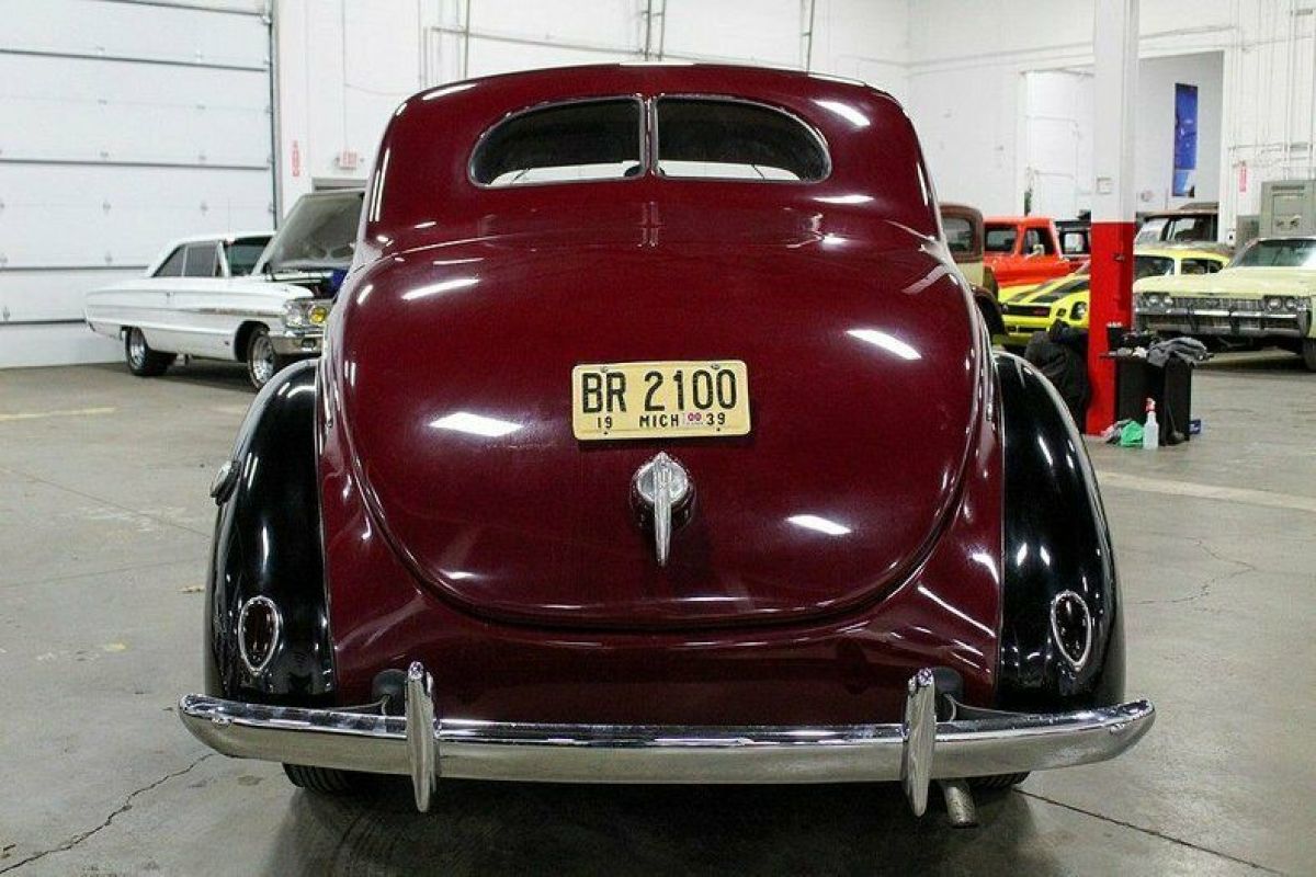1939 Ford Coupe - photo 4