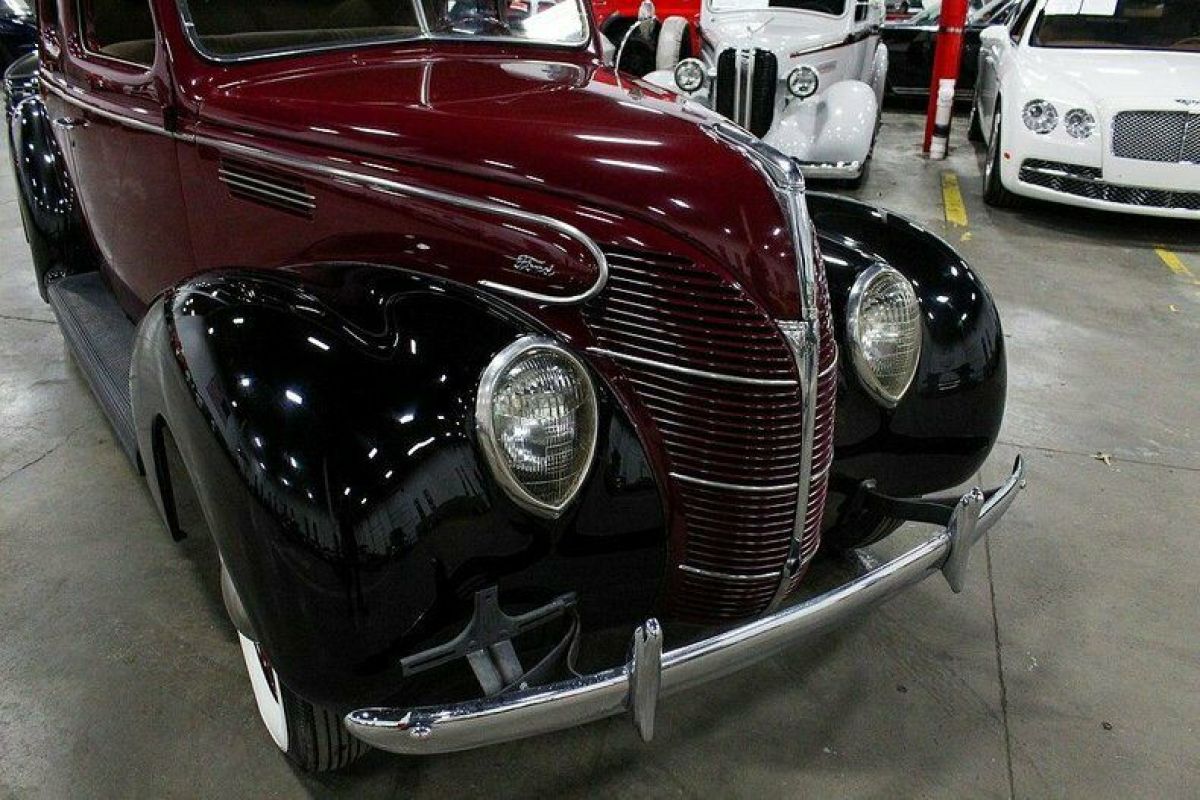 1939 Ford Coupe - photo 9