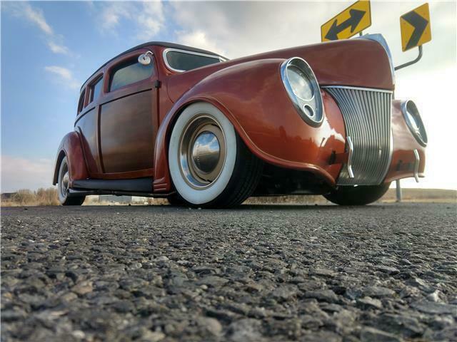 1939 Ford Custom Woodie Tribute -- - photo 2