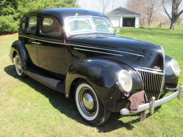 1939 Ford De Lux suicide 4dr. 99% rust free Sedan From Missouri 1939 Ford Suicide 4dr. Sedan De lux Delux