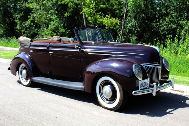 1939 FORD DELUXE CONVERTABLE SEDAN 1939 Ford 91A