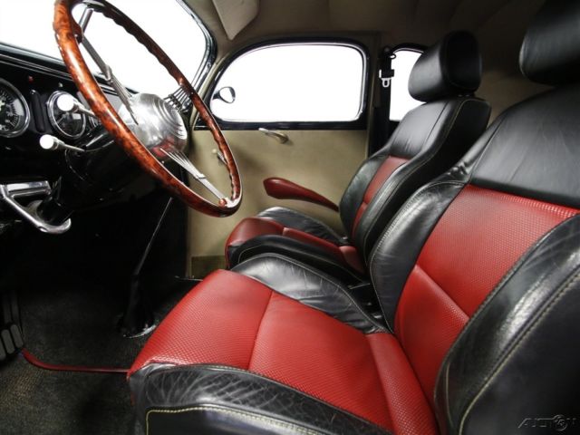1939 Ford Deluxe Coupe - photo 4