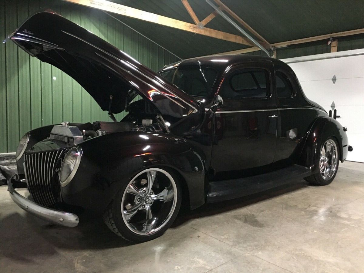 1939 Ford Deluxe - photo 5