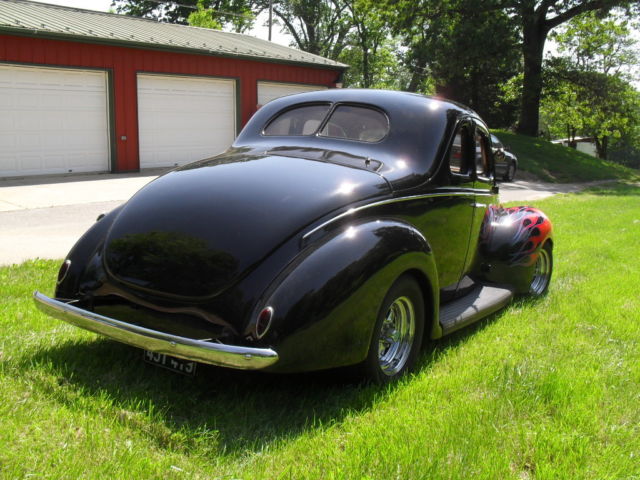 1939 Ford Coupe - photo 3