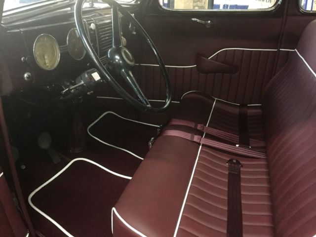 1939 Ford Deluxe Coupe - photo 12