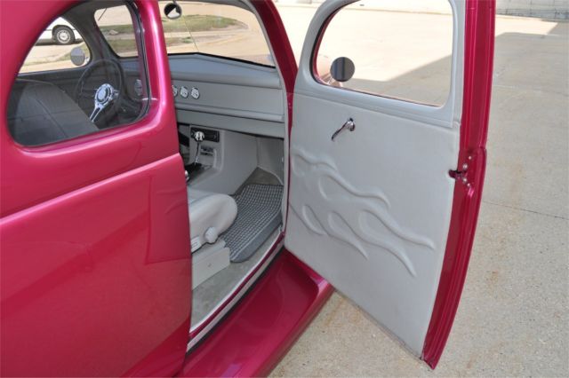 1939 Ford Deluxe - photo 8