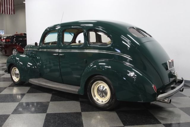 1939 Ford Deluxe Sedan - photo 10