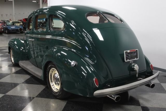 1939 Ford Deluxe Sedan - photo 11