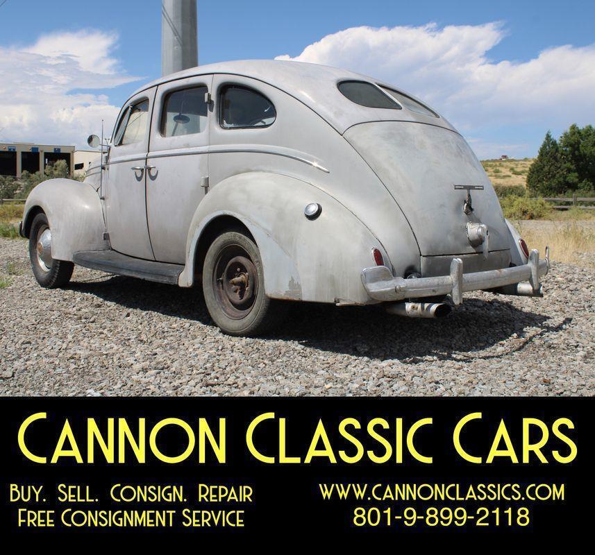 1939 Ford Deluxe Suicide Doors! - photo 9