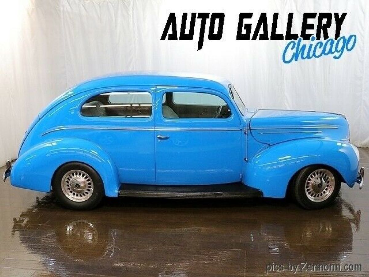 1939 Ford Deluxe Tudor Sedan - photo 5