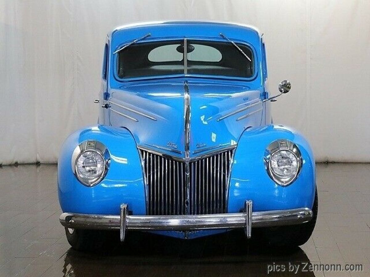 1939 Ford Deluxe Tudor Sedan - photo 8