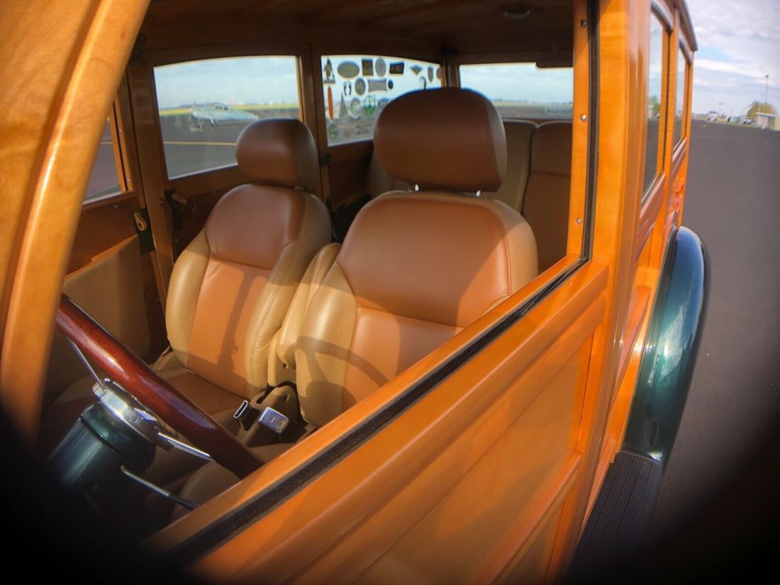 1939 Ford Deluxe Woodie - photo 10